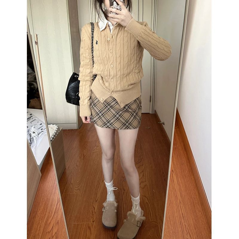 格纹半身裙秋冬套装