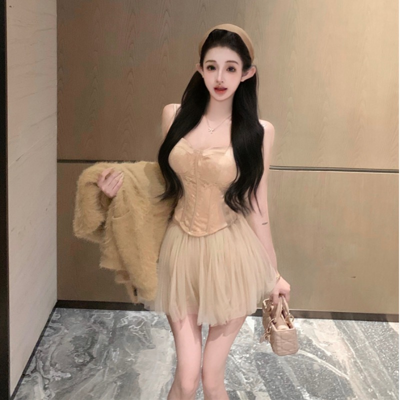 半身裙女2024新款秋冬网纱