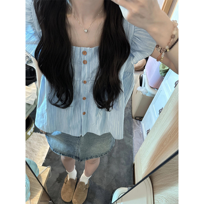 荷叶袖边上衣女