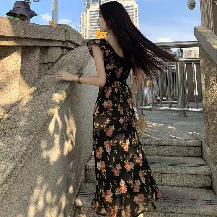 法式甜美无袖碎花气质收腰印花连衣裙
