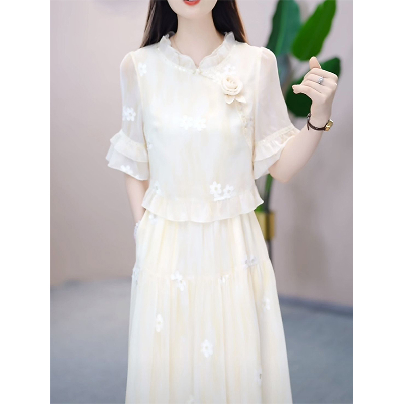 连衣裙女夏高级感长裙显瘦