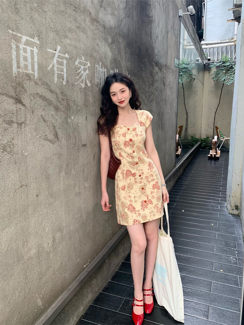 显瘦连衣裙子短裙