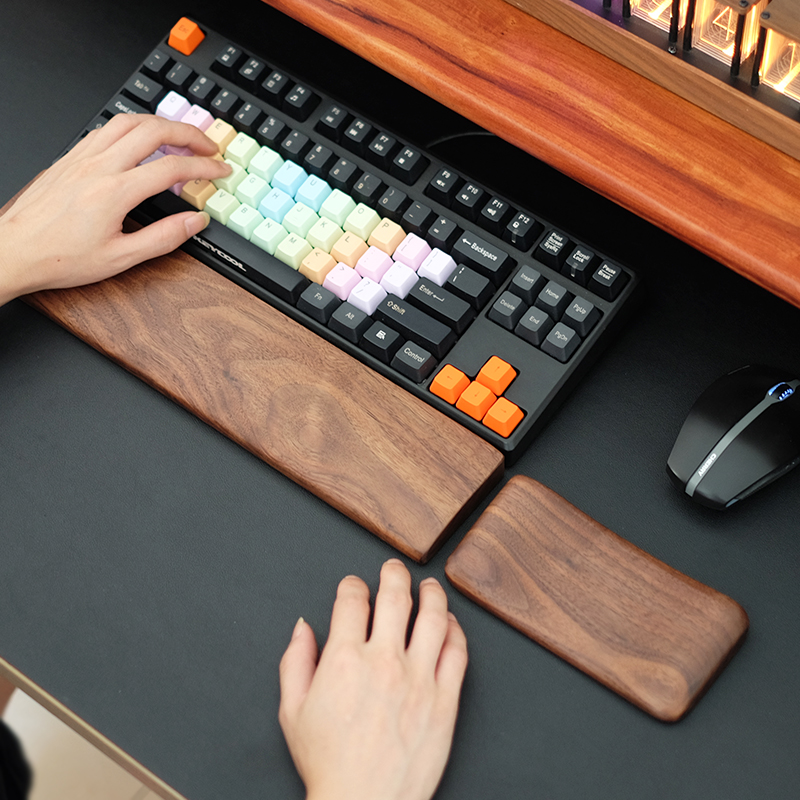 键盘手托木质
