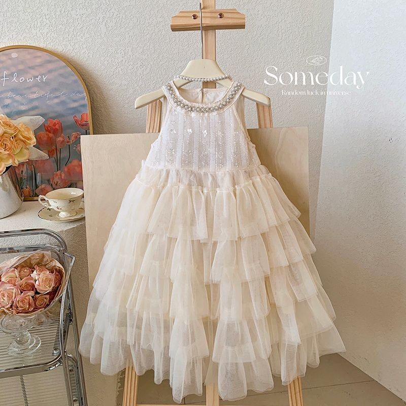 儿童白色夏季连衣裙