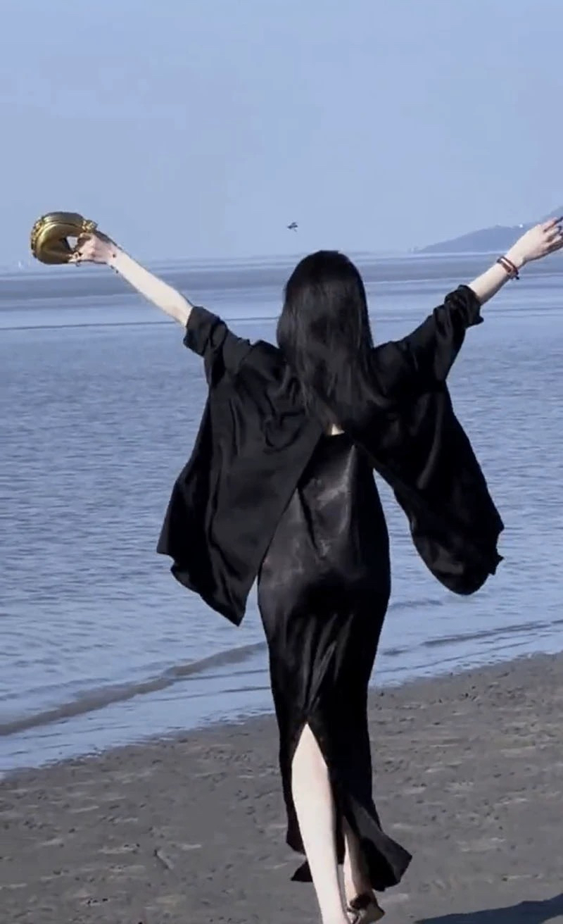 气质女装高端套装夏